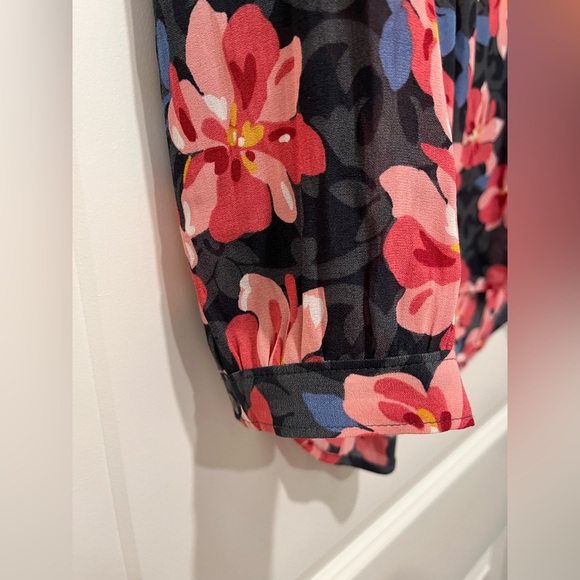 Loft Floral Blouse - Picture 3 of 5